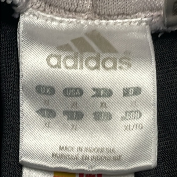 Vintage Adidas Mesh Shorts - Picture 3 of 6